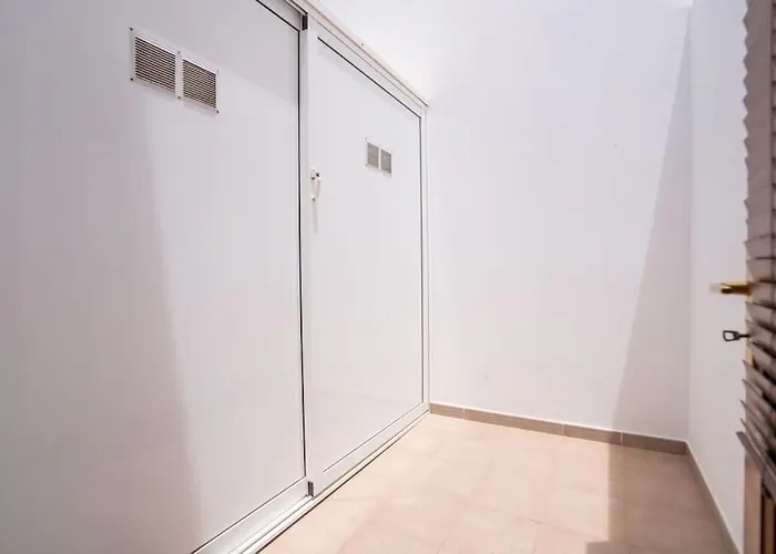 Beautiful In Lanzarote 5 Mins From Marina Feriehus