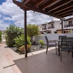 Beautiful In Lanzarote 5 Mins From Marina Сasa de vacaciones *