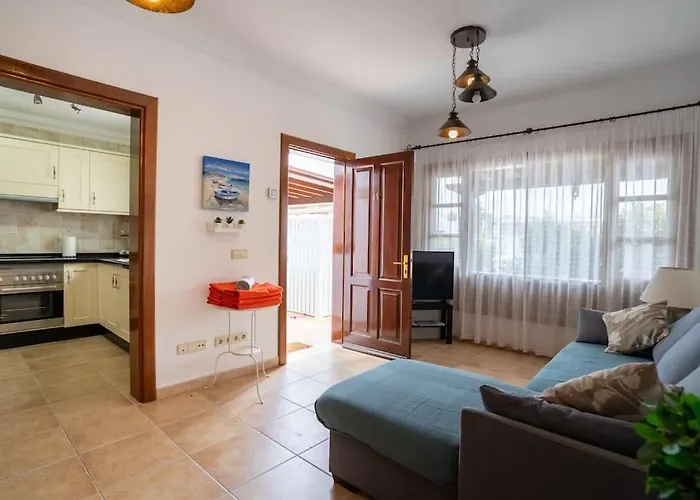 Beautiful In Lanzarote 5 Mins From Marina