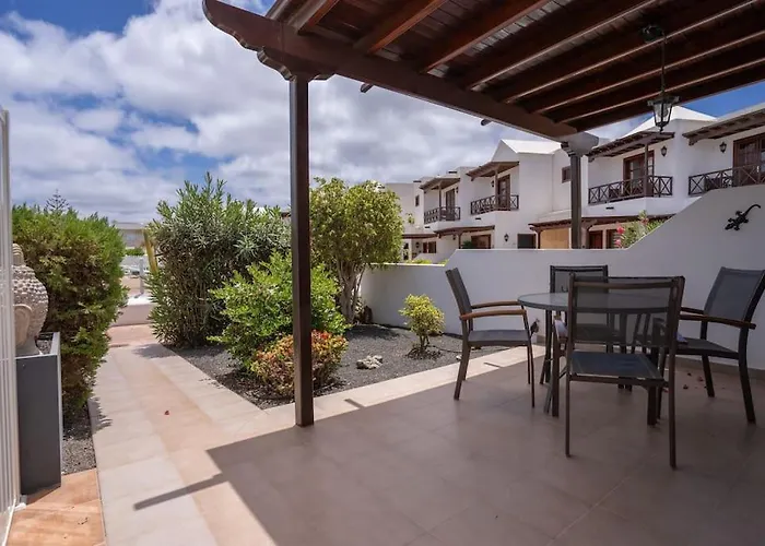 Beautiful In Lanzarote 5 Mins From Marina Casa de Férias *
