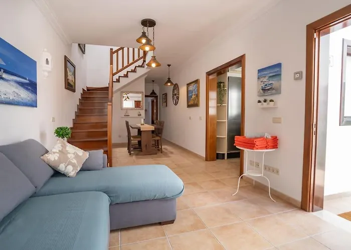 Beautiful In Lanzarote 5 Mins From Marina Casa de Férias